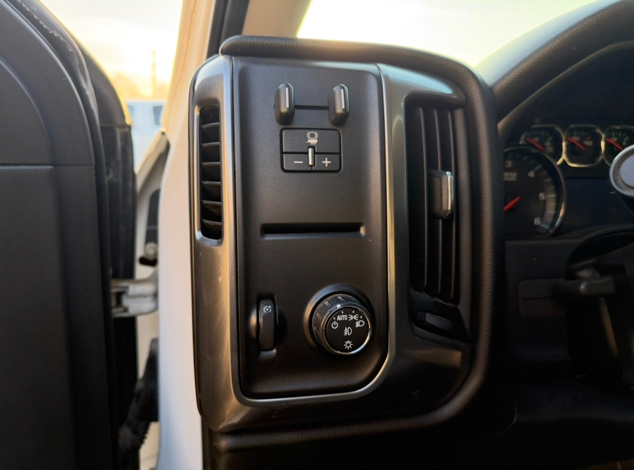 Chevrolet Silverado 1500 LT Crew Cab 2WD 2017