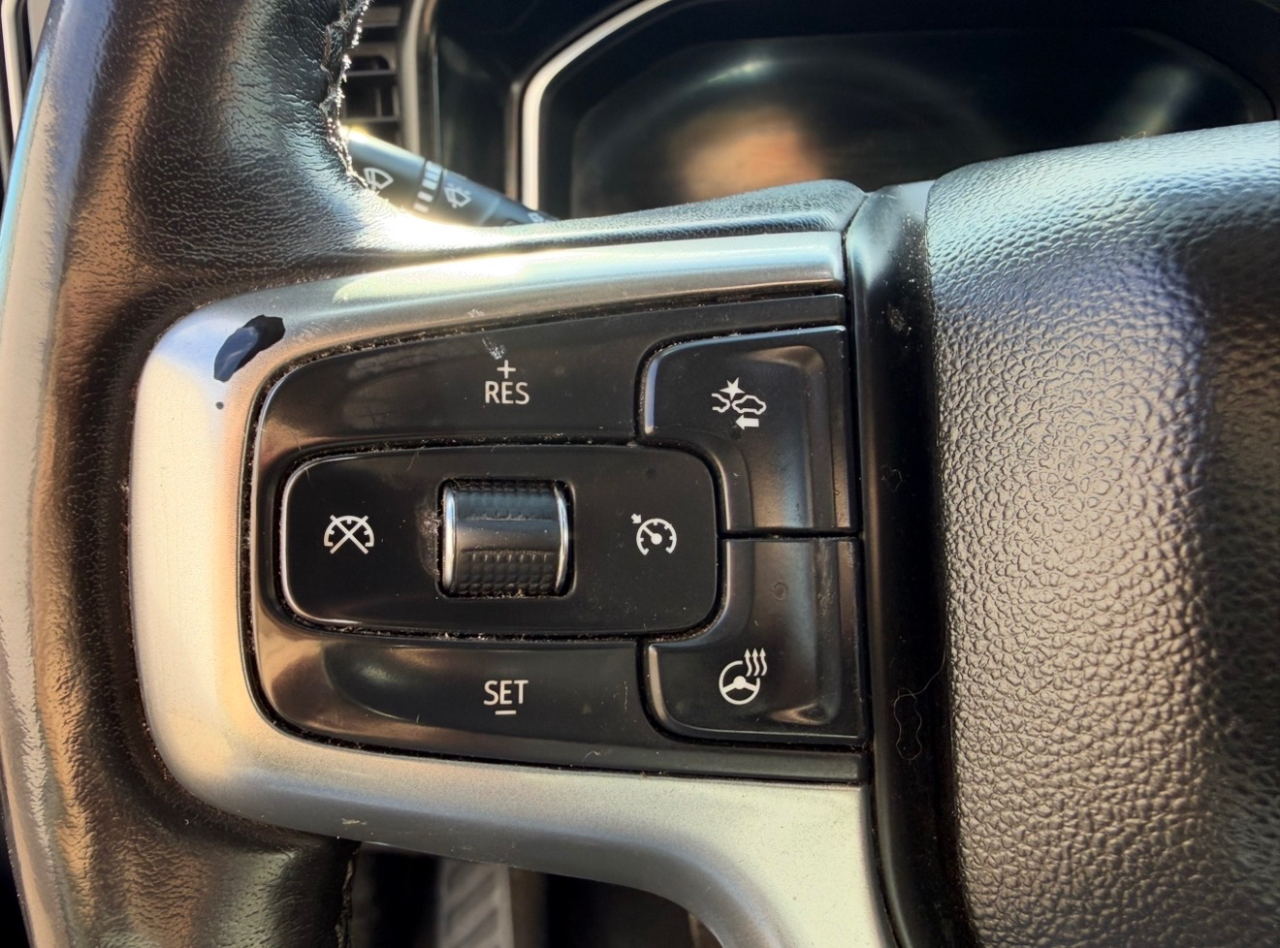 Chevrolet Silverado 1500 LT Crew Cab 4WD 2022