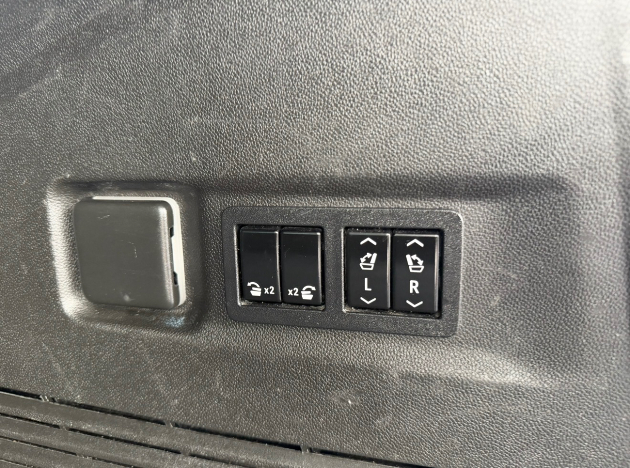 GMC Yukon XL SLT 4WD 2022