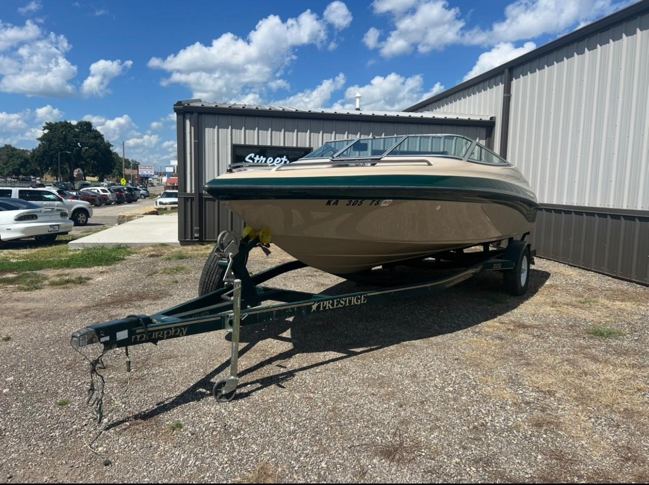 Crownline Bowrider  2000