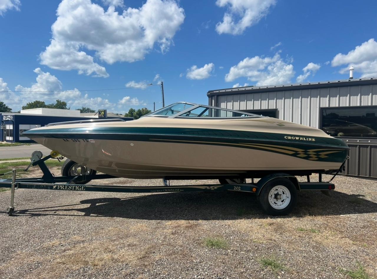 Crownline Bowrider  2000