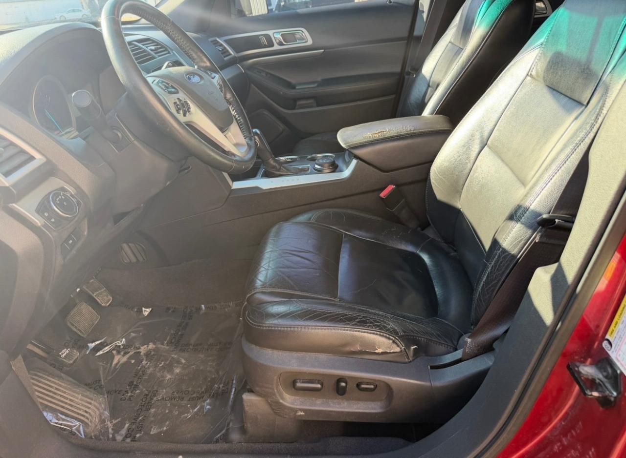 Ford Explorer XLT 4WD 2011