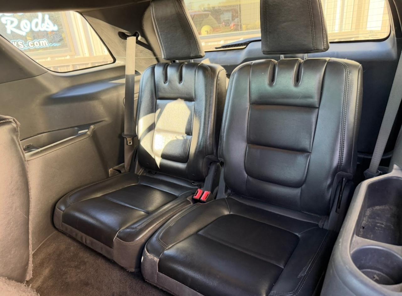 Ford Explorer XLT 4WD 2011