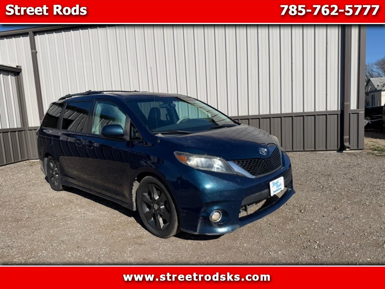 2011 Toyota Sienna Base V6