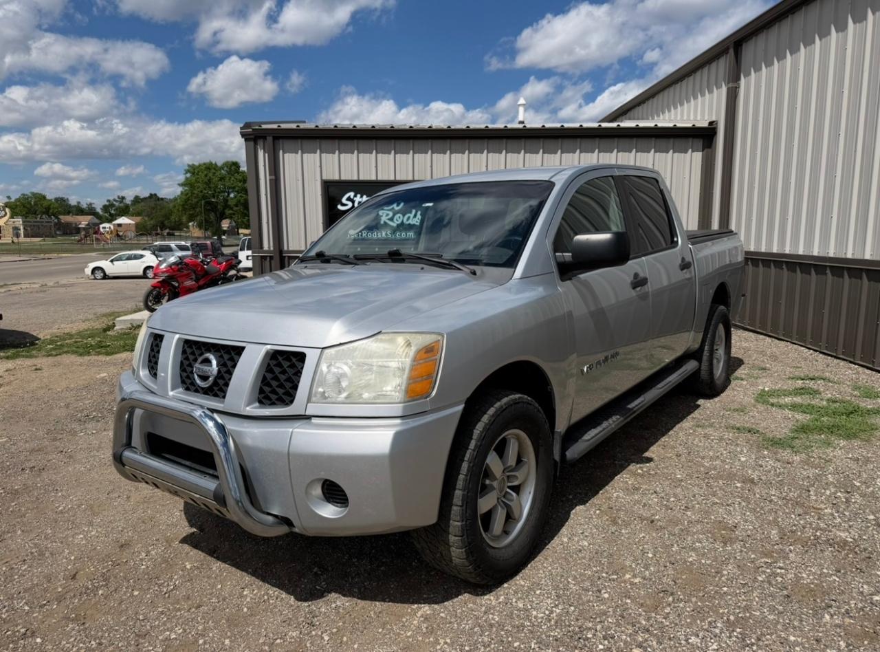 Nissan Titan LE Crew Cab 4WD 2006