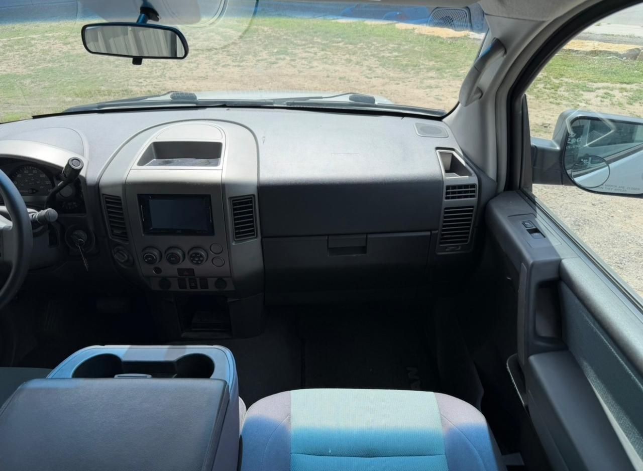 Nissan Titan LE Crew Cab 4WD 2006