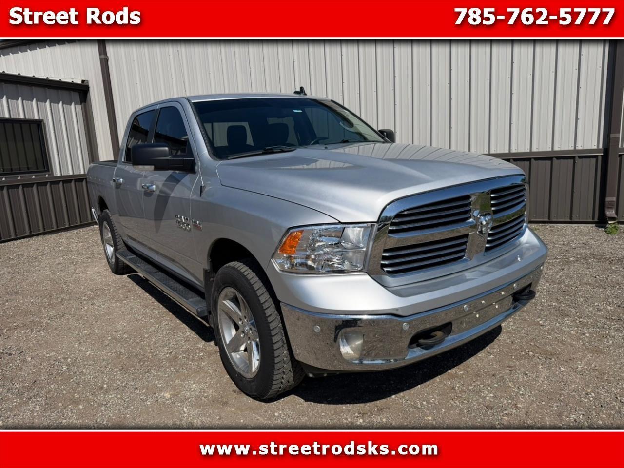 2017 RAM 1500 SLT Crew Cab SWB 4WD