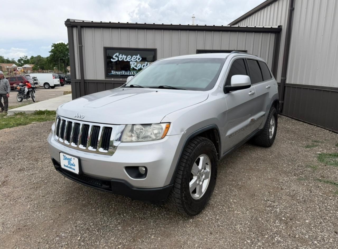Jeep Grand Cherokee Laredo 4WD 2012