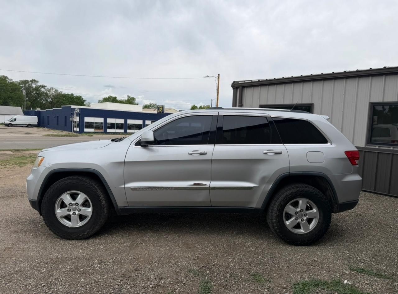 Jeep Grand Cherokee Laredo 4WD 2012