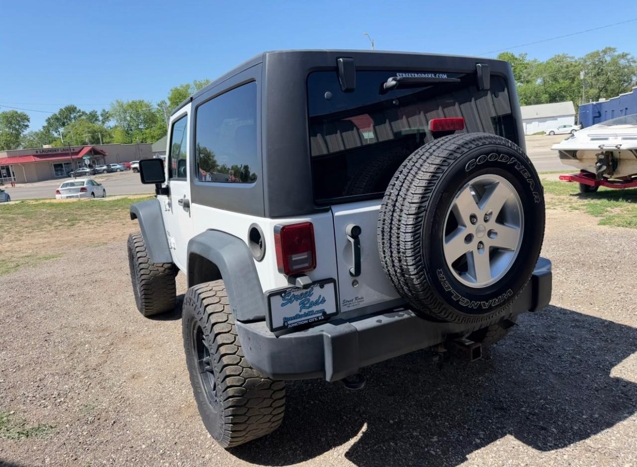 Jeep Wrangler Sport 4WD 2013