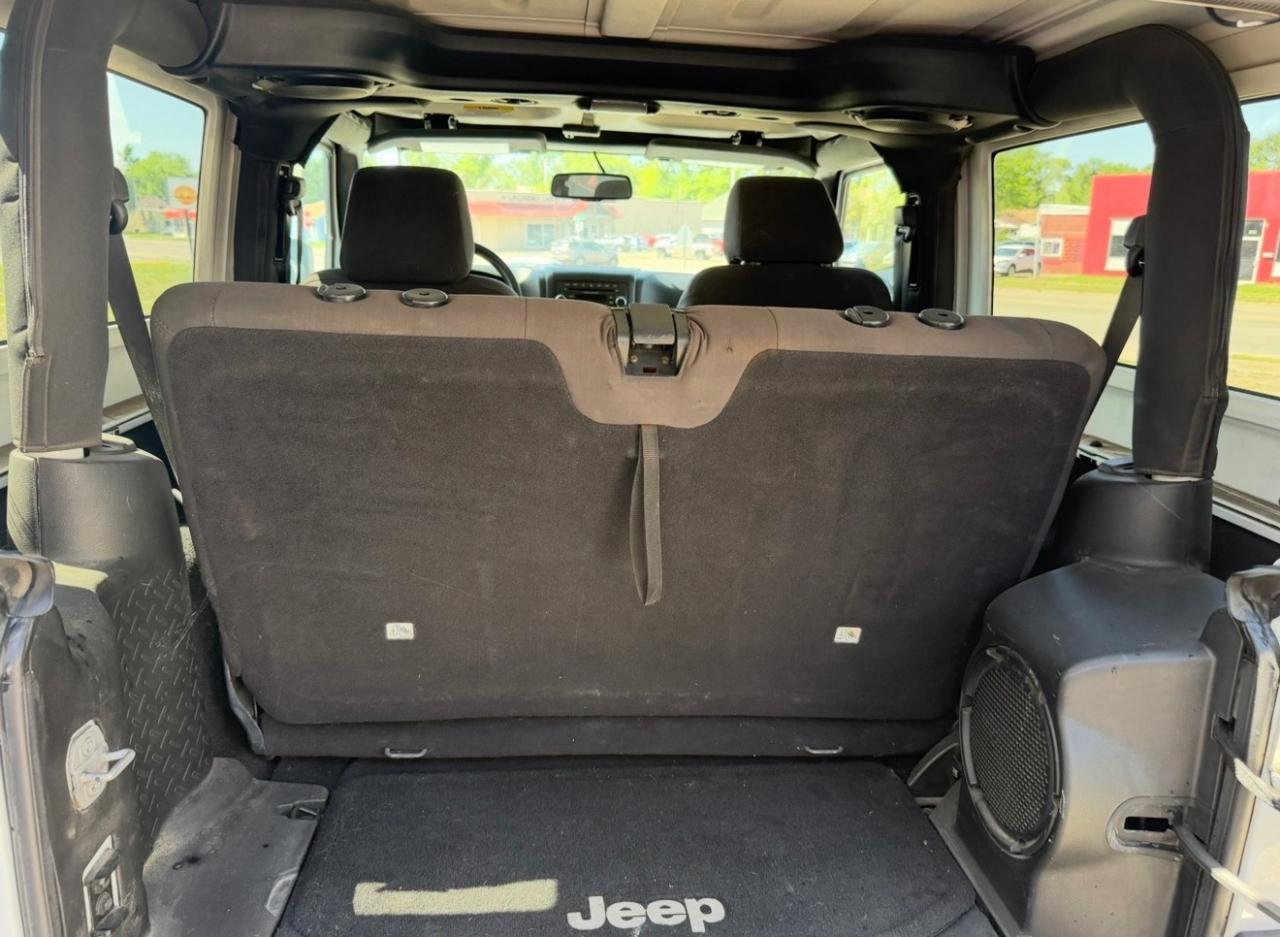 Jeep Wrangler Sport 4WD 2013