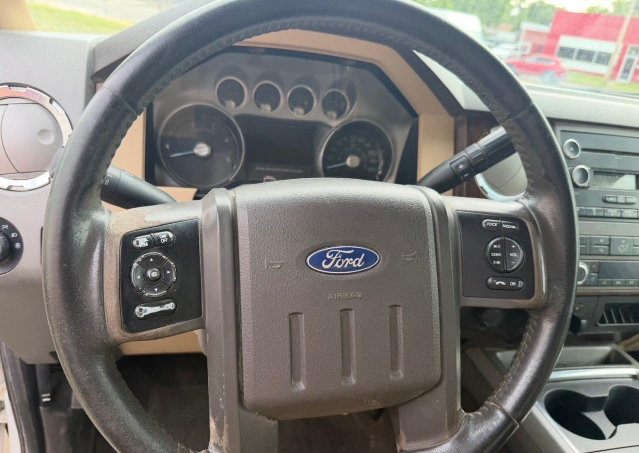 Ford F-350 SD Lariat SuperCab Long Bed 4WD 2011