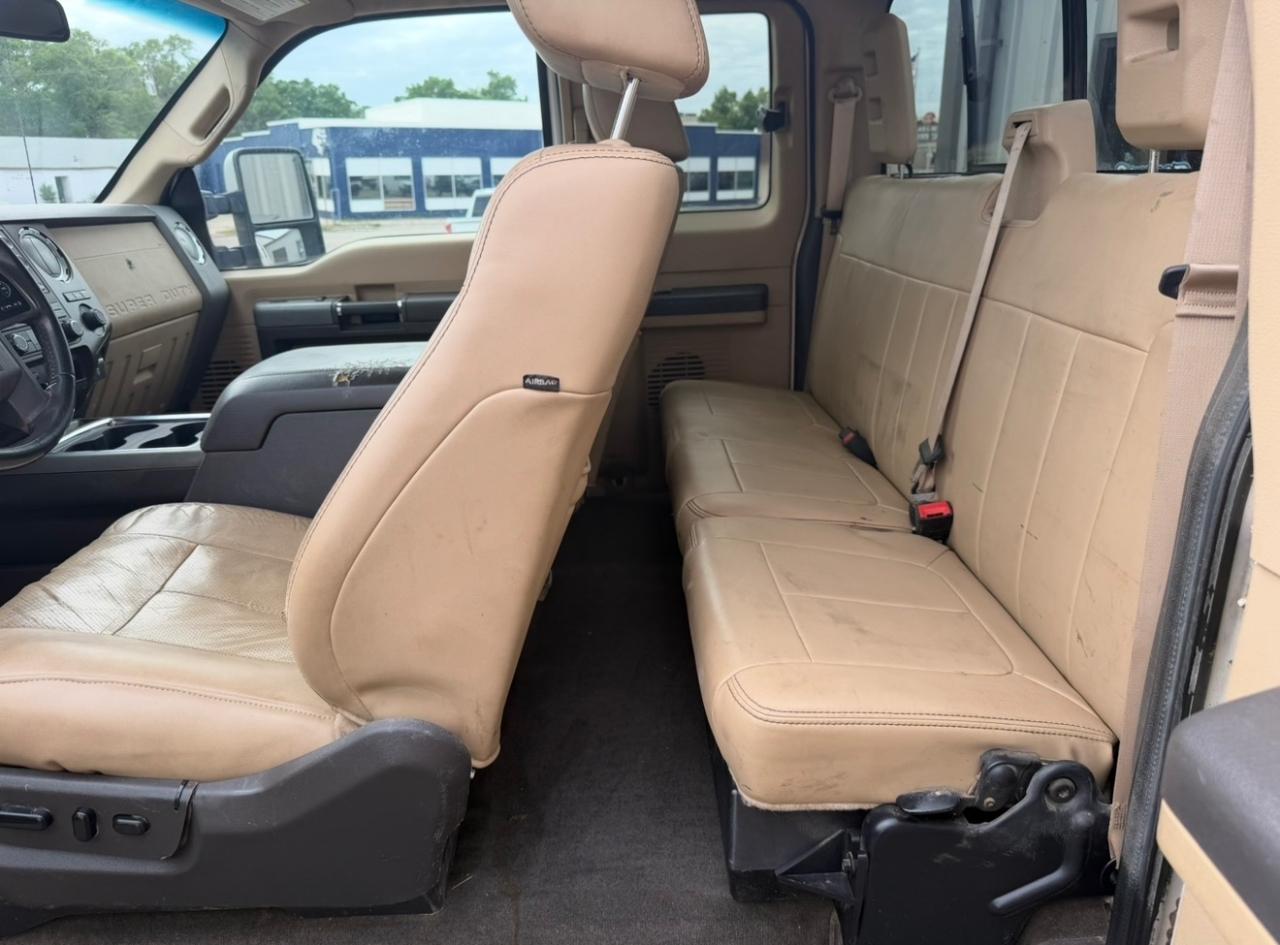 Ford F-350 SD Lariat SuperCab Long Bed 4WD 2011