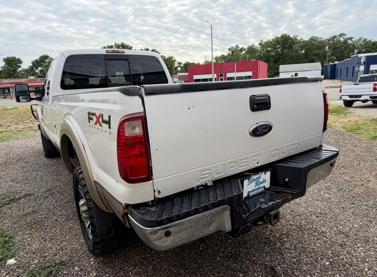 Ford F-350 SD Lariat SuperCab Long Bed 4WD 2011