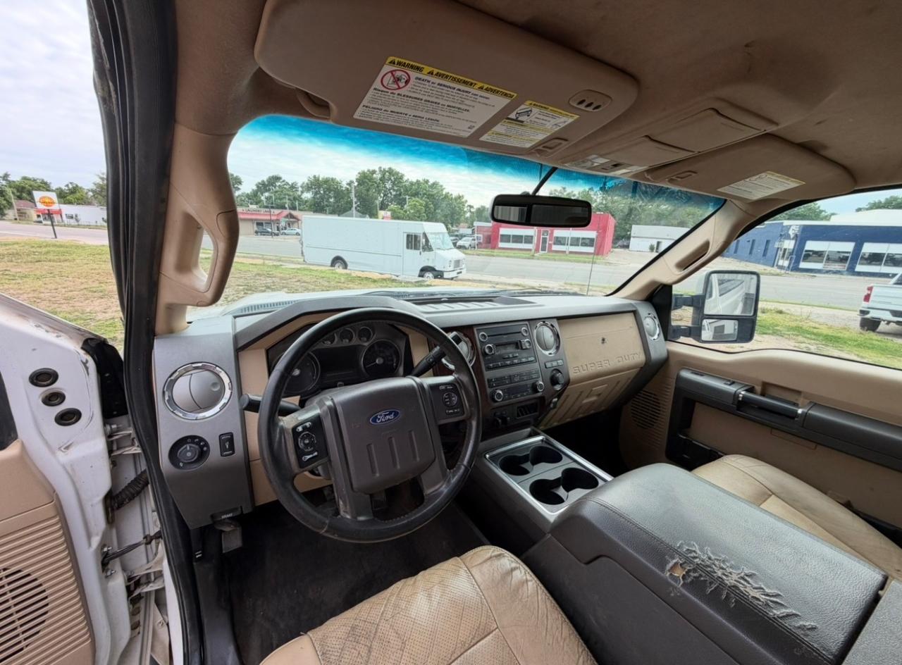 Ford F-350 SD Lariat SuperCab Long Bed 4WD 2011