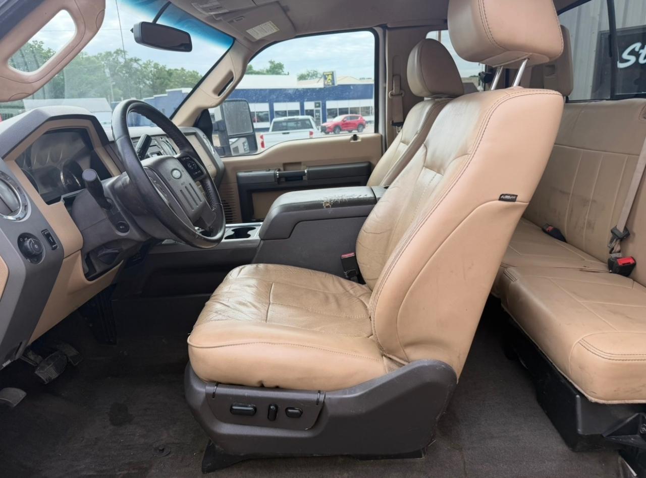 Ford F-350 SD Lariat SuperCab Long Bed 4WD 2011