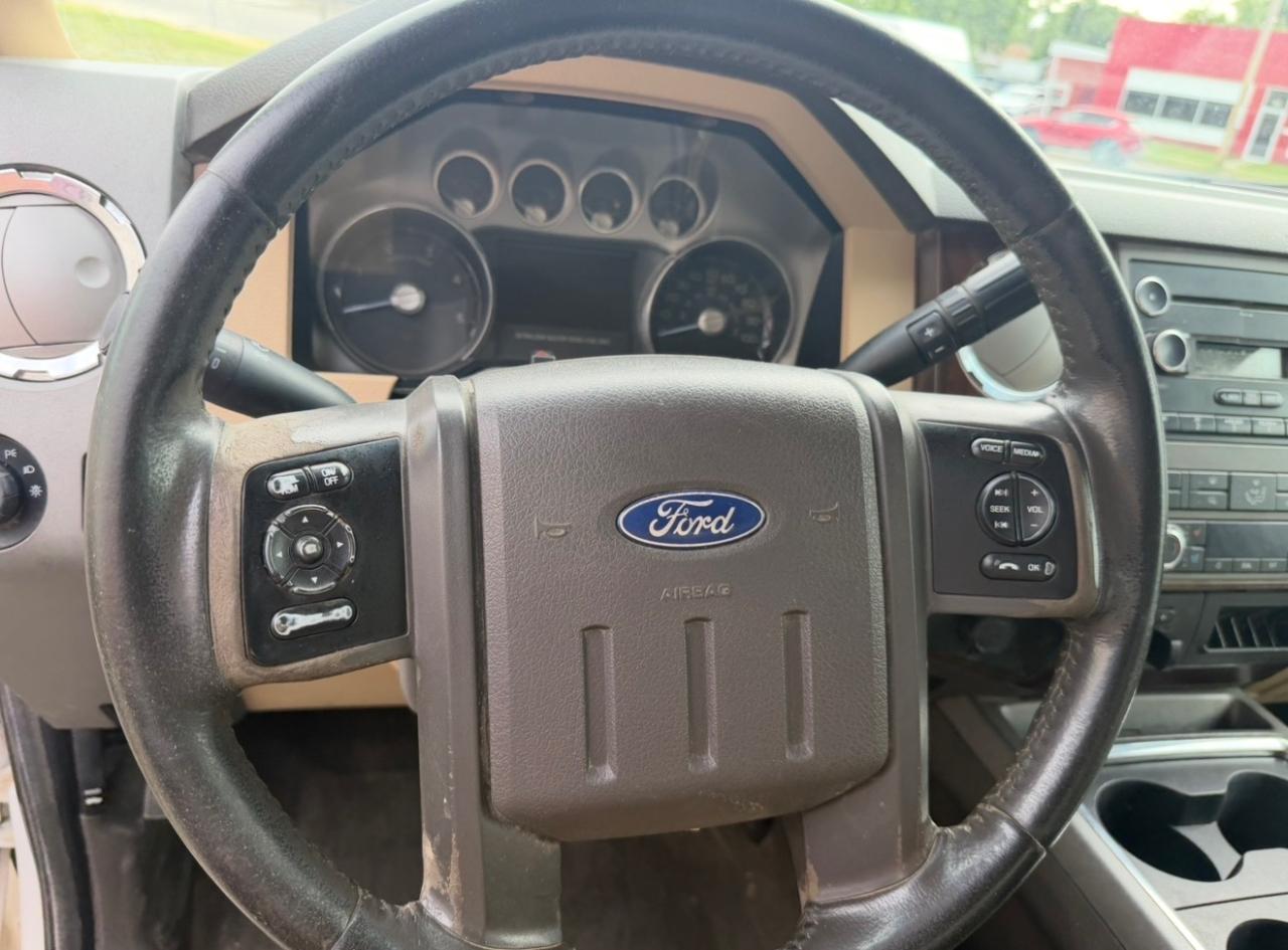 Ford F-350 SD Lariat SuperCab Long Bed 4WD 2011