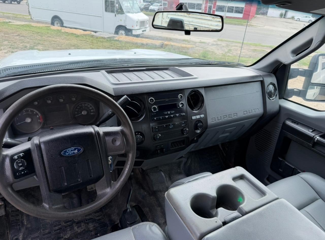 Ford F-250 SD XL SuperCab Long Bed 4WD 2016