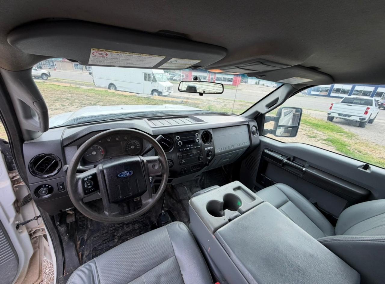 Ford F-250 SD XL SuperCab Long Bed 4WD 2016