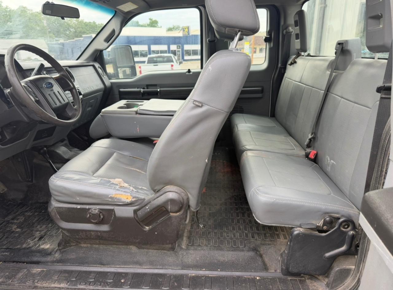Ford F-250 SD XL SuperCab Long Bed 4WD 2016