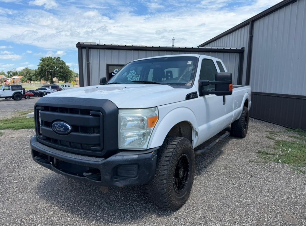 Ford F-250 SD XL SuperCab Long Bed 4WD 2016