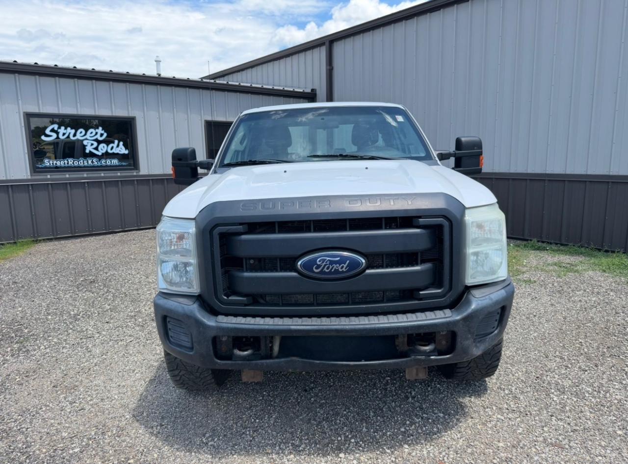 Ford F-250 SD XL SuperCab Long Bed 4WD 2016