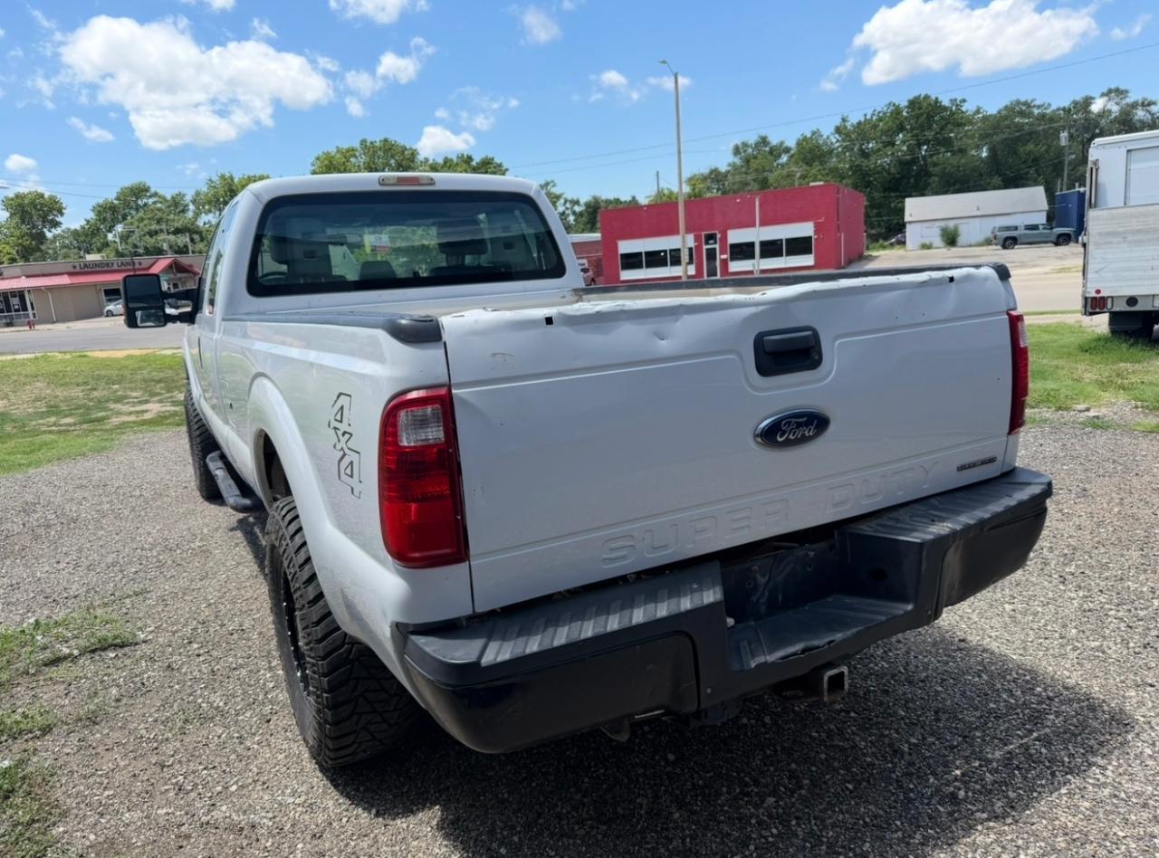 Ford F-250 SD XL SuperCab Long Bed 4WD 2016