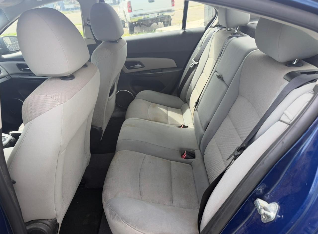 Chevrolet Cruze 1LT 2012