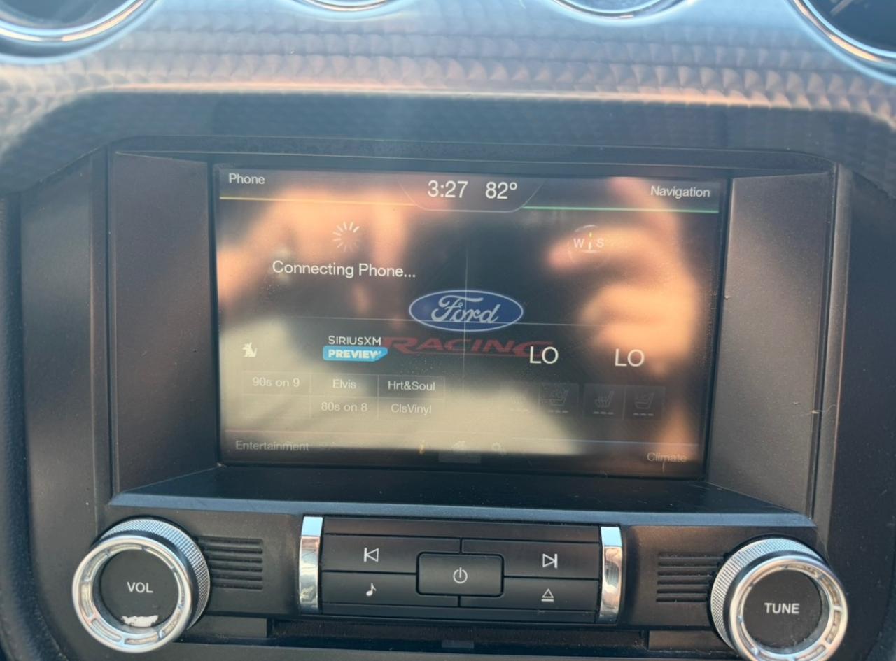 2015 Ford Mustang GT Premium - Photo 17