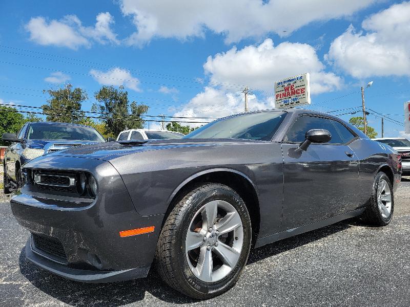Dodge Challenger SXT 2019
