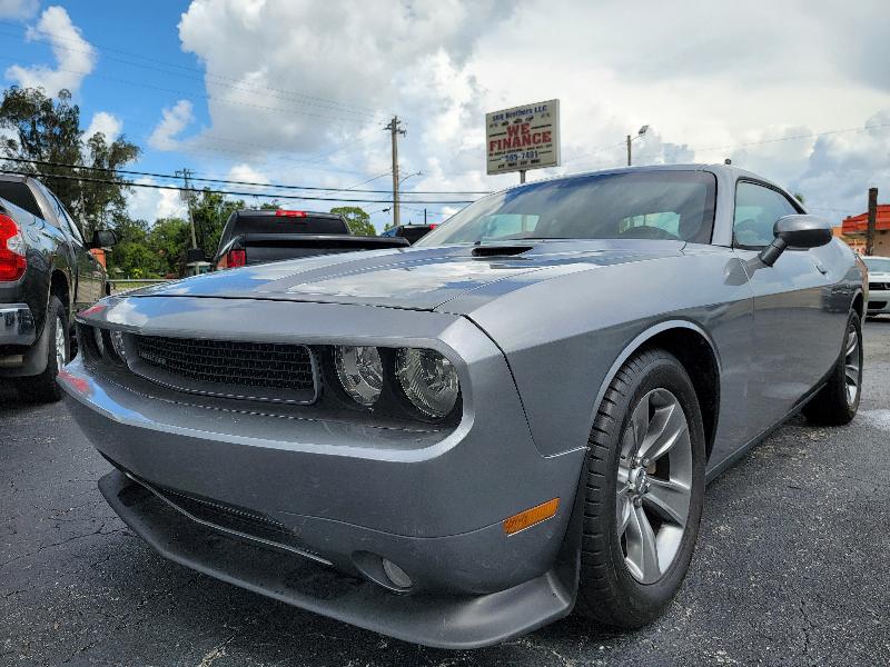 2014 Dodge Challenger SXT