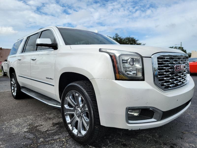 GMC Yukon XL Denali 2WD 2016