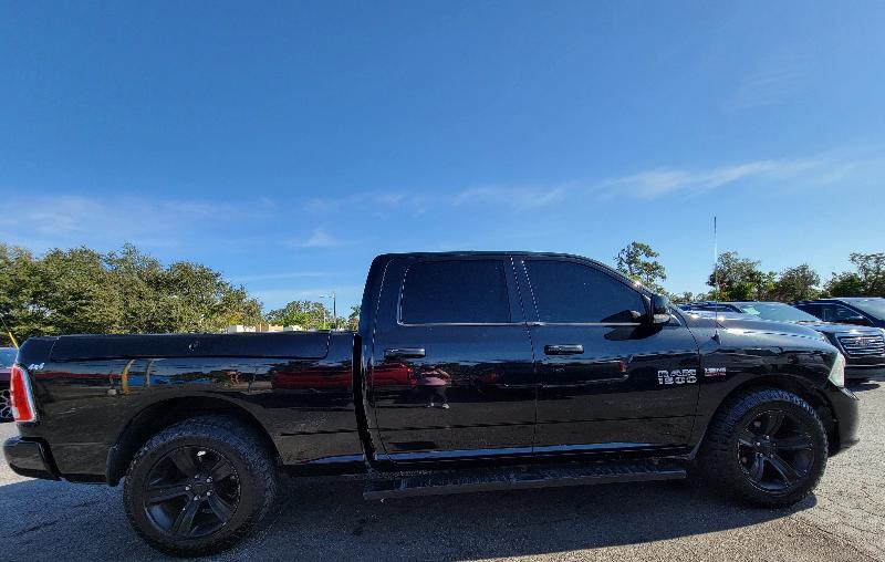 RAM 1500 Sport Crew Cab LWB 2WD 2016
