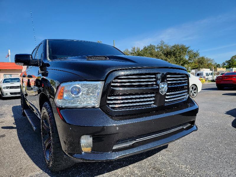 RAM 1500 Sport Crew Cab LWB 2WD 2016