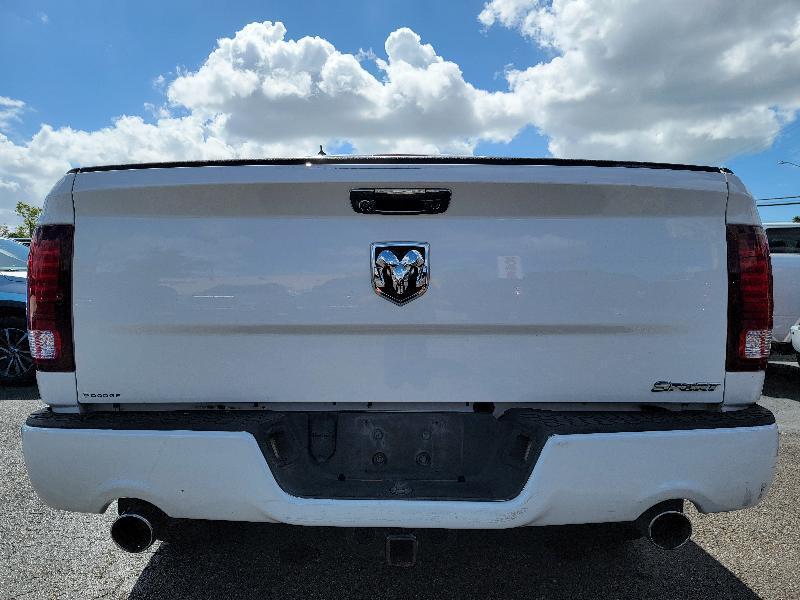 RAM 1500 Sport Quad Cab 2WD 2014