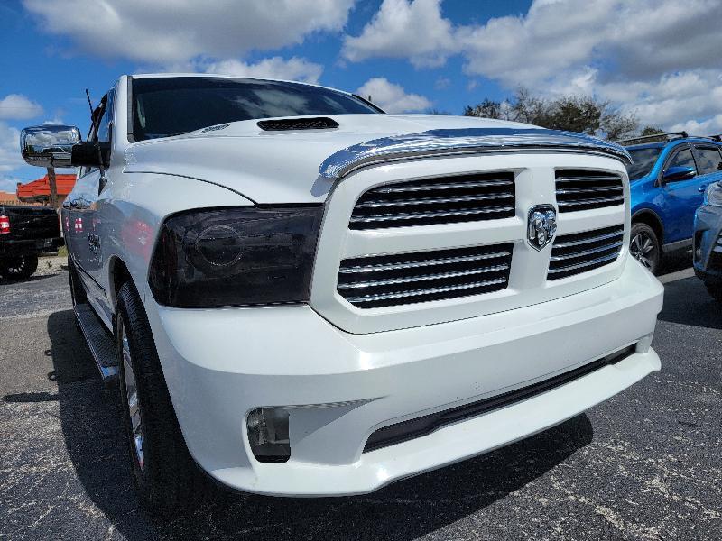 RAM 1500 Sport Quad Cab 2WD 2014