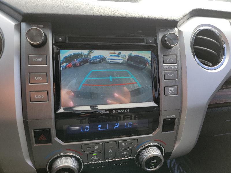 Toyota Tundra Limited 5.7L FFV CrewMax 2WD 2017