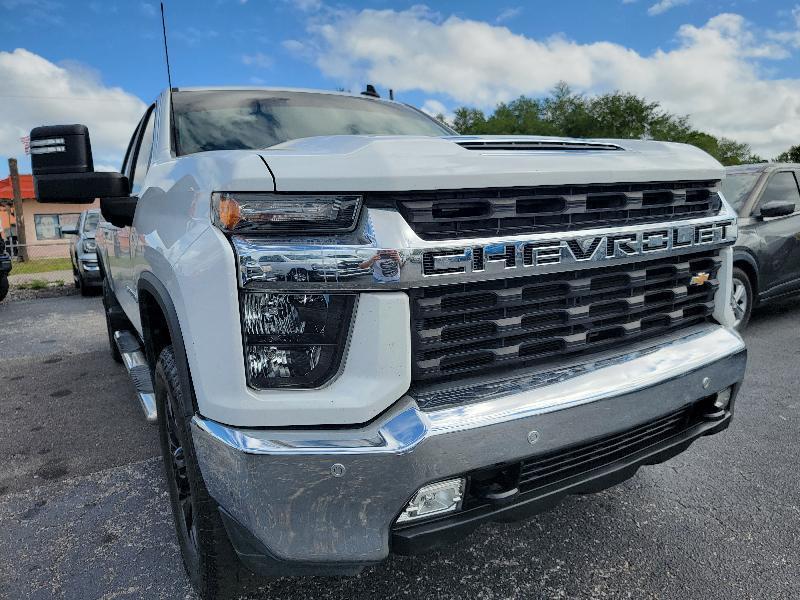 Chevrolet Silverado 2500HD LT Crew Cab Long Box 4WD 2020