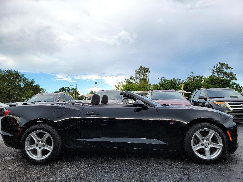 Chevrolet Camaro 1LT Convertible 8A 2019 Chevrolet Camaro 1LT Convertible 8A 2019