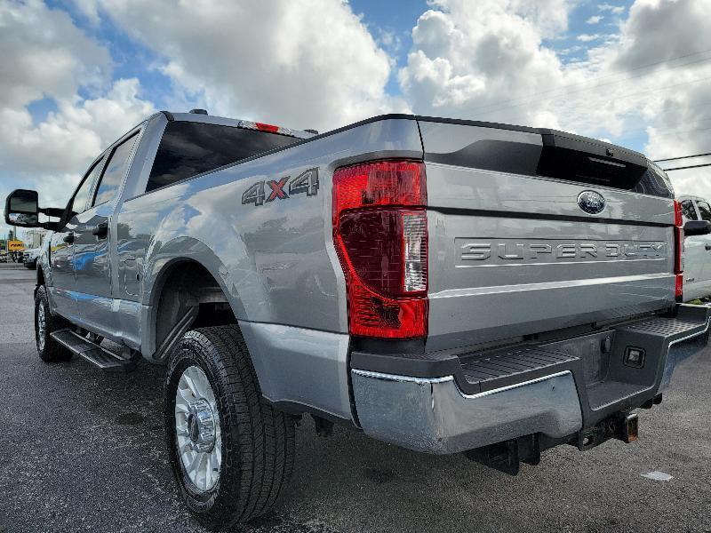 Ford F-250 SD XLT Crew Cab 4WD 2020