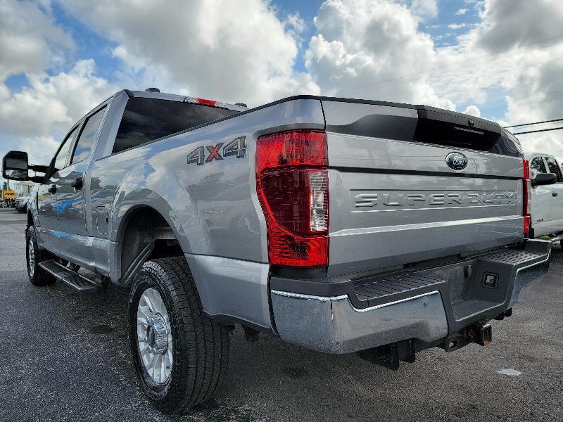 Ford F-250 SD XLT Crew Cab 4WD 2020