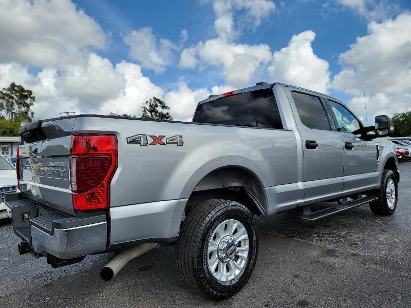 Ford F-250 SD XLT Crew Cab 4WD 2020