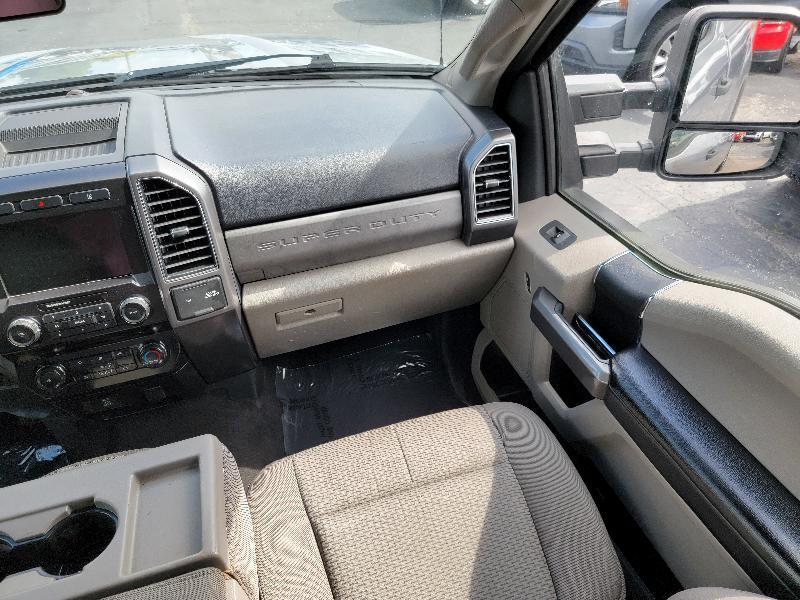 Ford F-250 SD XLT Crew Cab 4WD 2020
