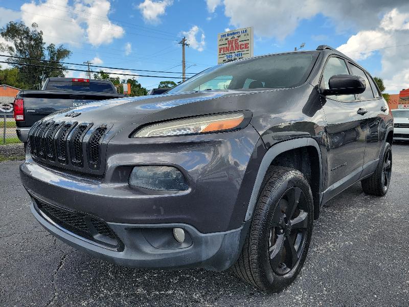 Jeep Cherokee 4-Door 2WD 2015 Jeep Cherokee 4-Door 2WD 2015