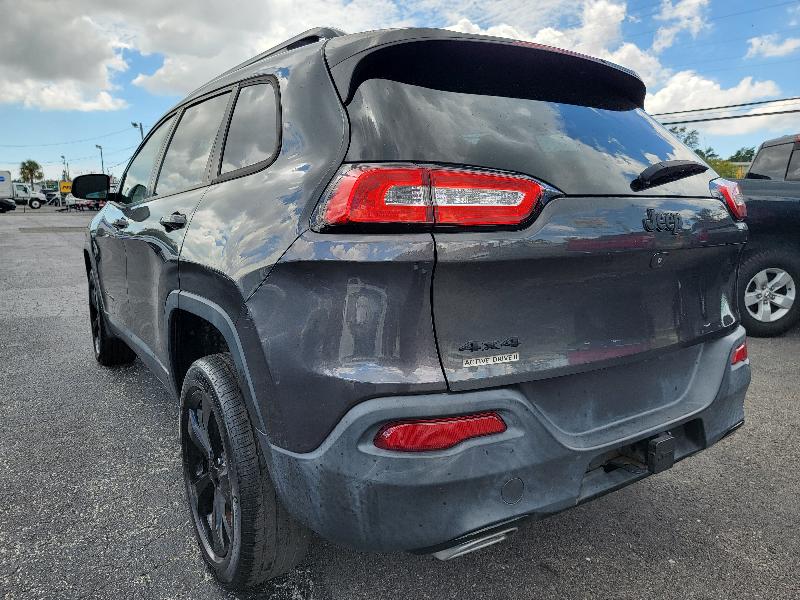 Jeep Cherokee 4-Door 2WD 2015 Jeep Cherokee 4-Door 2WD 2015