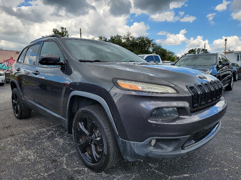 Jeep Cherokee 4-Door 2WD 2015 Jeep Cherokee 4-Door 2WD 2015