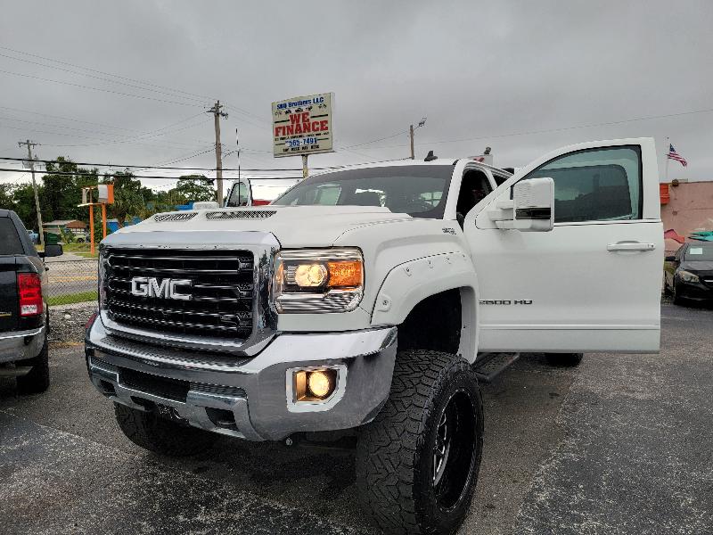 2018 GMC Sierra 2500HD SLE Crew Cab 4WD