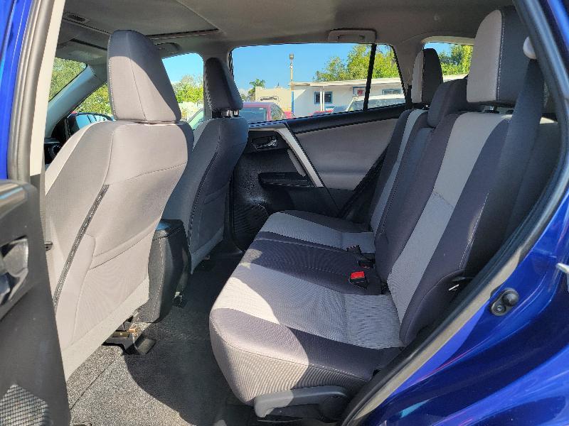 Toyota RAV4 XLE AWD 2015