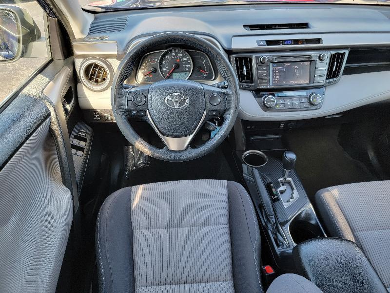 Toyota RAV4 XLE AWD 2015