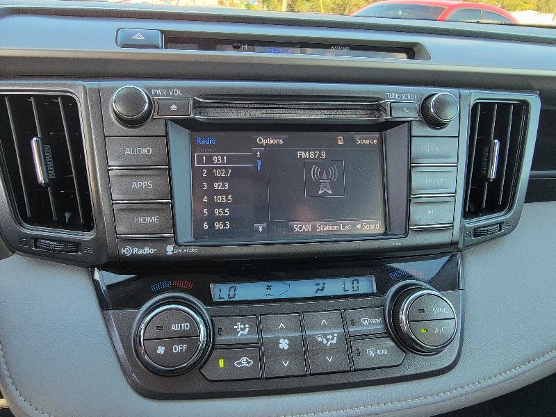 Toyota RAV4 XLE AWD 2015